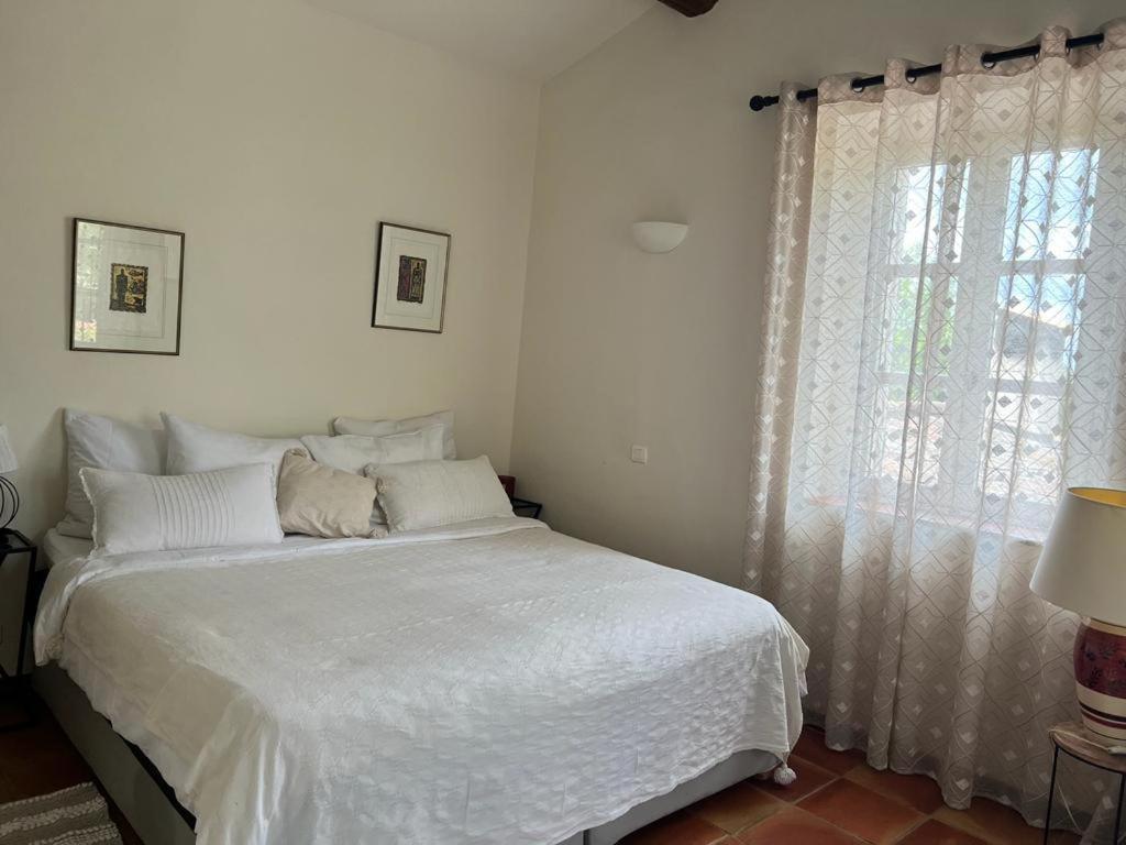 הוילה מוטורו Domaine Geodora, Parfumeur En Provence מראה חיצוני תמונה